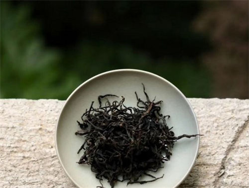 岩茶的保存条件(如何妥善保存岩茶)-第1张-茶叶知识-凤凰单丛茶网