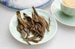 十五年普洱茶饼价格表（普洱茶饼价格多少）