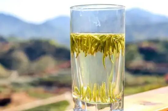 春雨茶只能早上喝吗_一天当中三个喝茶最佳时间-第4张-武阳春雨茶-凤凰单丛茶网