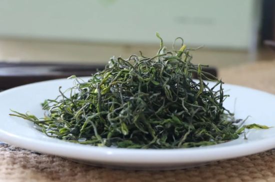 春雨茶什么时间喝最好_春雨茶能长期喝吗？-第3张-武阳春雨茶-凤凰单丛茶网