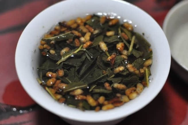 玄米茶什么时候喝?以下几个时间对玄米茶的营养吸收最有利!-第1张-玄米茶-凤凰单丛茶网