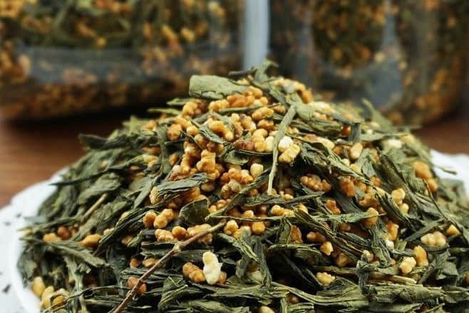睡前能不能喝玄米茶呢?原来这些时候喝玄米茶才最健康!-第2张-玄米茶-凤凰单丛茶网
