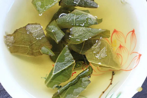 荷叶茶怎么制作方法_荷叶茶的制作方法(简单小窍门)-第4张-荷叶茶-凤凰单丛茶网