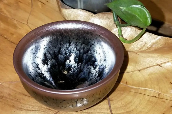 建盏开窑直播骗局_揭秘直播间卖建盏-第1张-茶具-凤凰单丛茶网